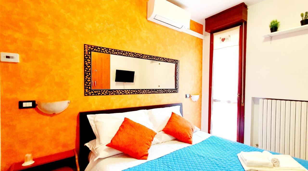 Guest Holiday Filangieri 1 Reggio nell'Emilia Exterior foto